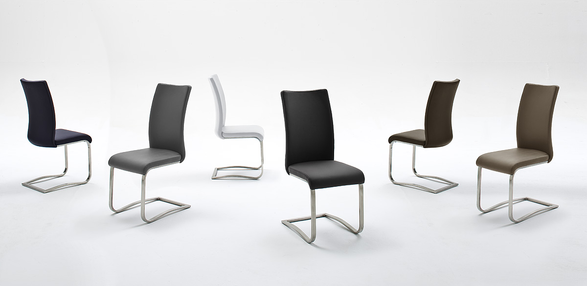 chaise design en cuir